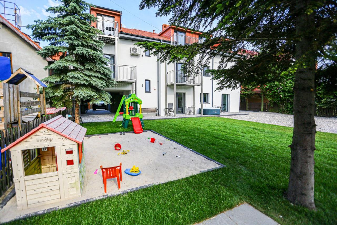 Apart Baltyk Pokoje & Apartamenty Łeba Kültér fotó
