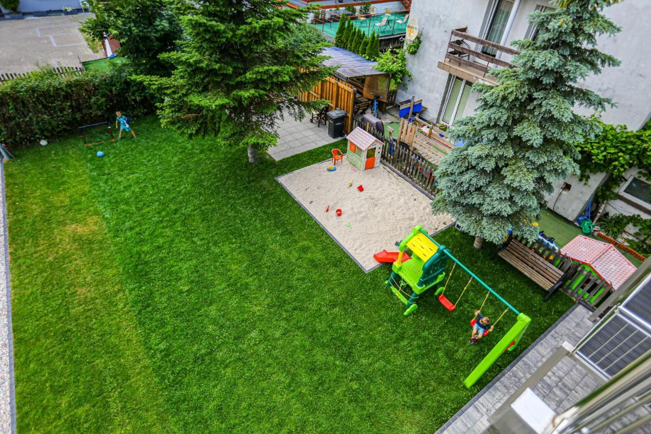 Apart Baltyk Pokoje & Apartamenty Łeba Kültér fotó